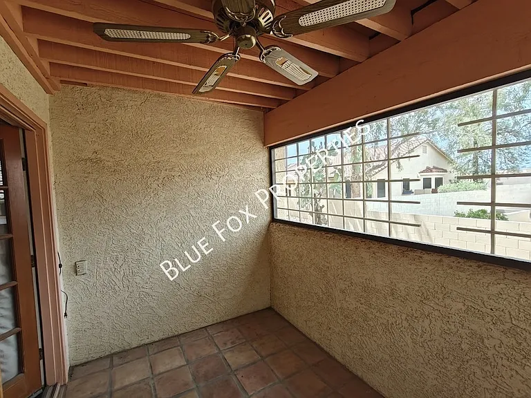131 E Horizon Cir — Photo 31