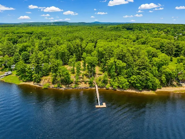 293 River Road, Eliot, ME 03903