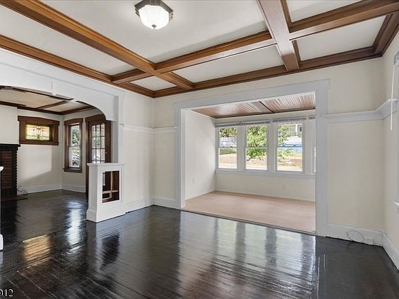 2nd image of 191 Brown Ave