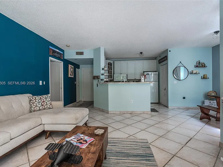19601 E Country Club Dr #7104 — Photo 15