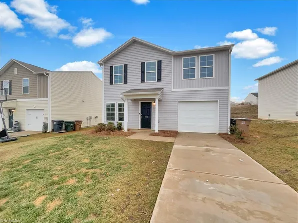 105 Lemon Ln, Greensboro, NC 27405