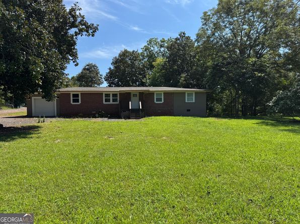 244 Railroad Ave