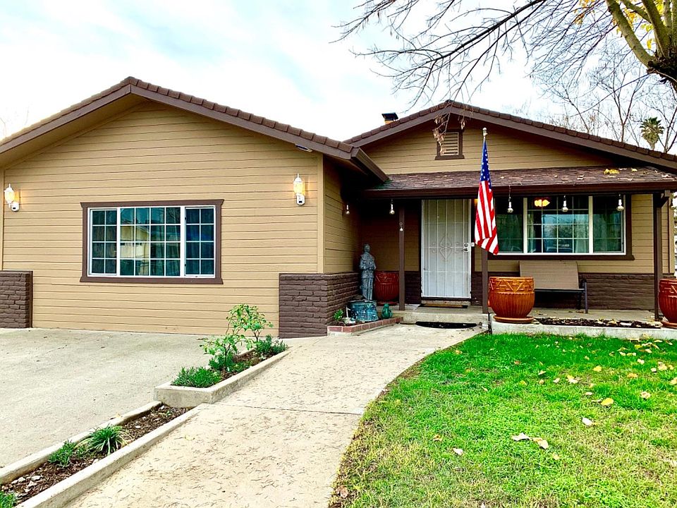2nd image of 6457 Randy St