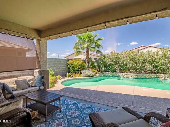 18662 W FOOTHILL Drive, Surprise, AZ 85387