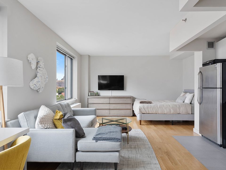 1st image of 4609 11th St APT 4L