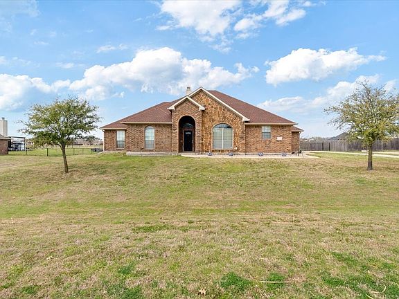 2nd image of 5366 Tree Grace Ln