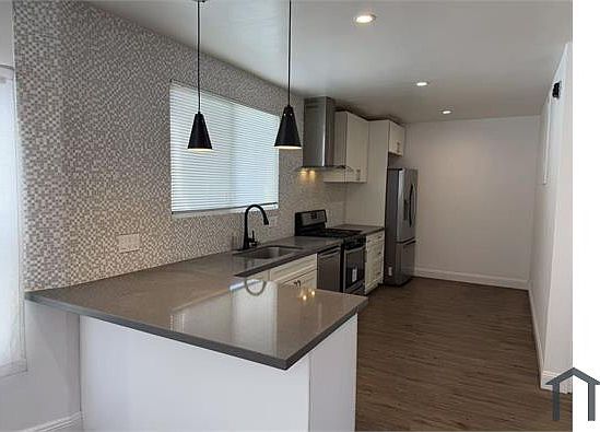 2nd image of 2524 25th Ave #A