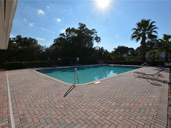5th image of 9904 Ashburn Lake Dr