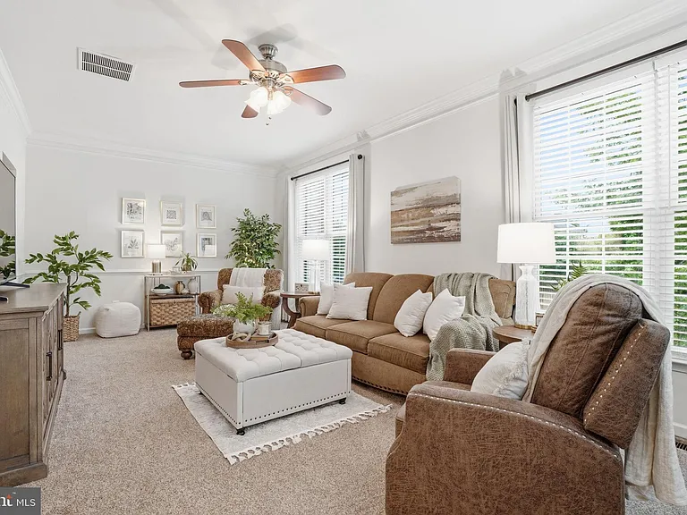 118 Ivy Hills Ter — Photo 3