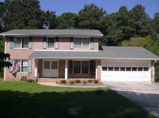 1466 Country Squire Dr, Decatur, GA 30033