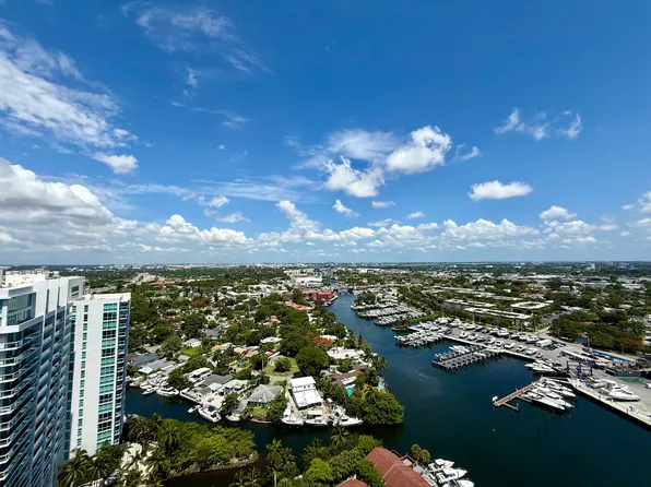 1861 NW South River Dr #Penthouse 4, Miami, FL 33125