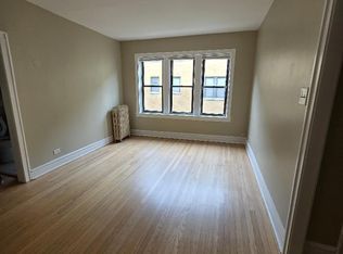 2049 W Jarvis Ave APT 5, Chicago, IL 60645