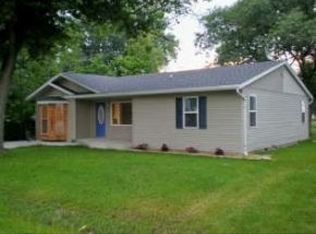 207 S Coles St, Altamont, IL 62411