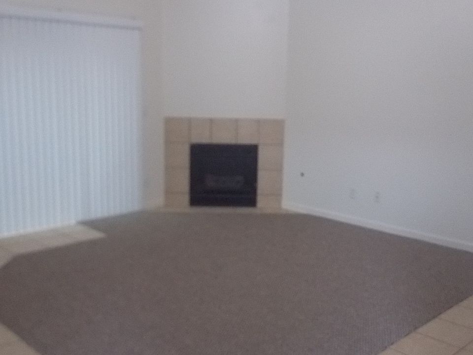 1st image of 4633 W Clinton Ave #102