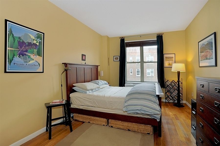 2nd image of 736 W 187th St APT 604