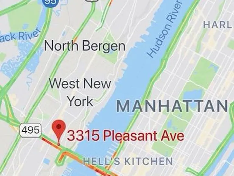1.5 Miles to Manhattan, conveniently 
located by the Lincoln Tunnel