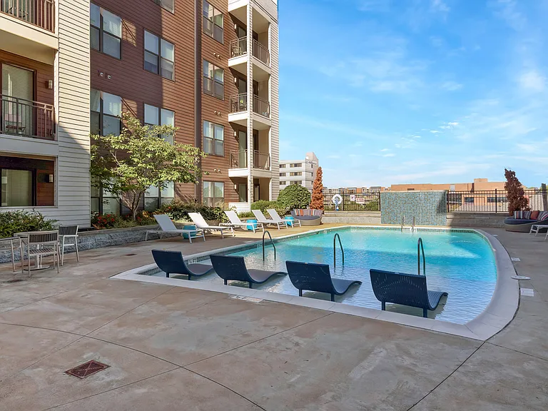 Artemis Midtown — Photo 98
