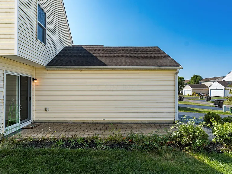 1383 Pansy St #200 — Photo 33