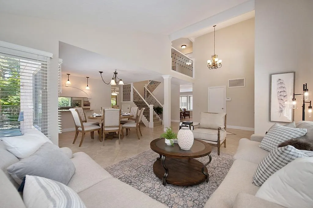 371 Rivertree Way photo 1