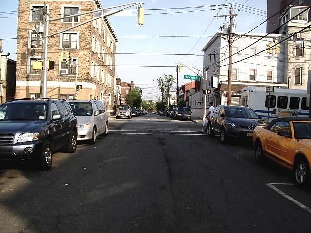 2nd image of 324 6th St