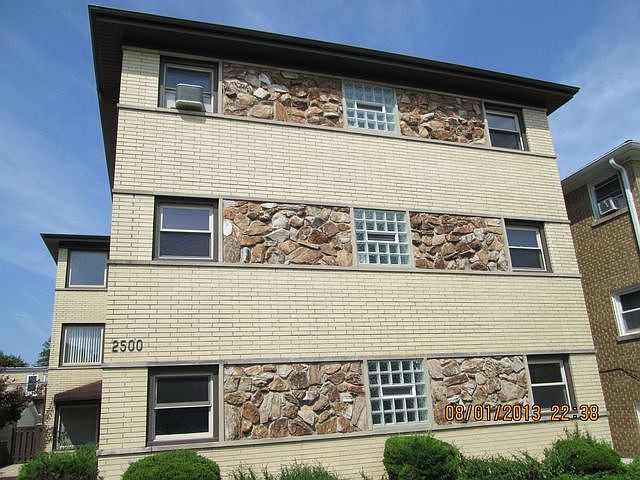 1st image of 2500 N 72nd Ct APT 1E