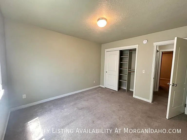 10224 W Maymie Rd — Photo 6