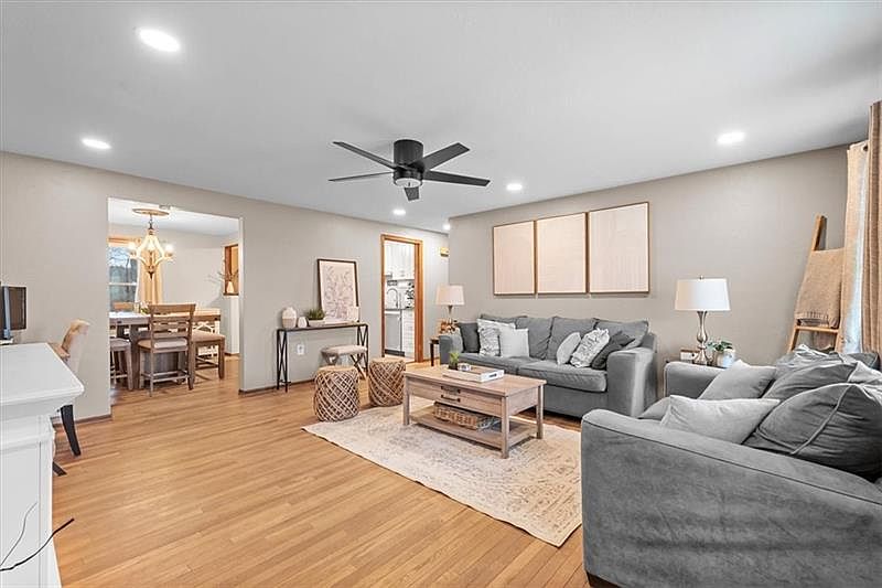 222 May Ave, Bridgeville, PA 15017 Zillow