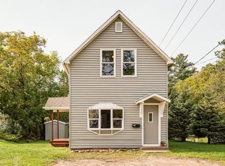 901 Spring Lake Rd, Cloquet, MN 55720