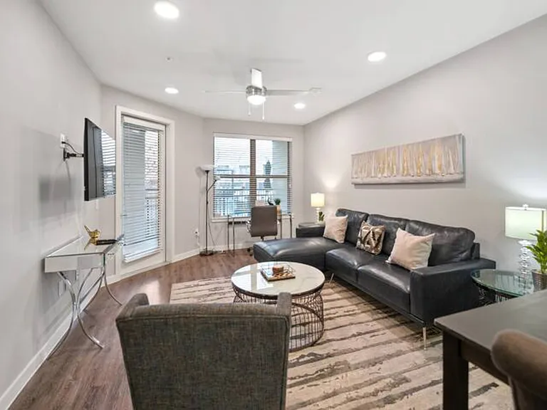 McKinney Place Dr — Photo 1