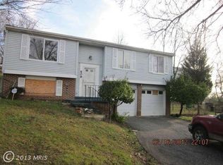 809 Heron Ct, Hyattsville, MD 20785