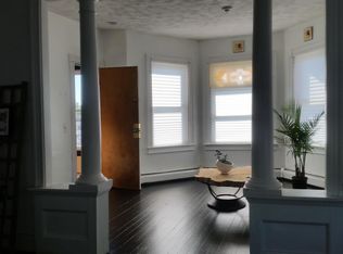 868 River Ave, Providence, RI 02908