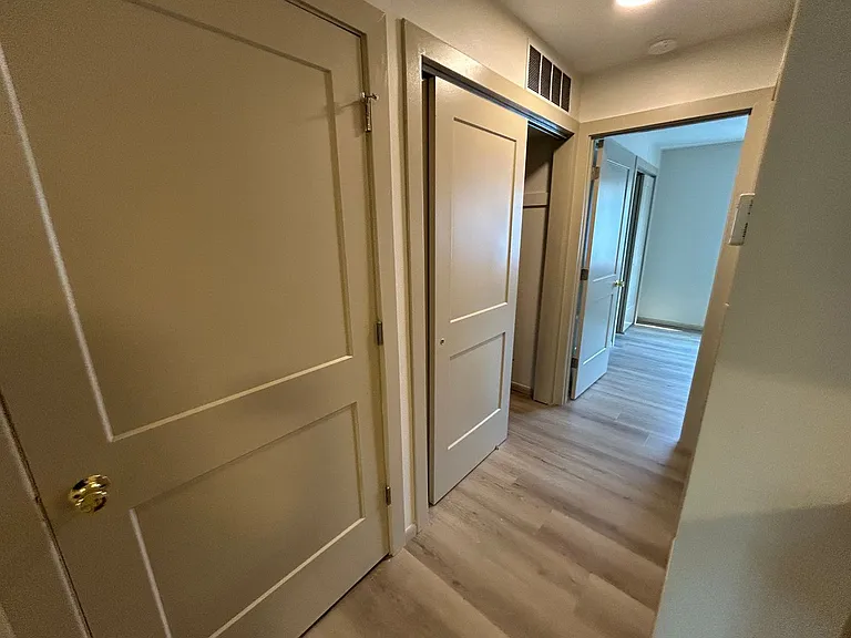 25 Bluemound Ct — Photo 12