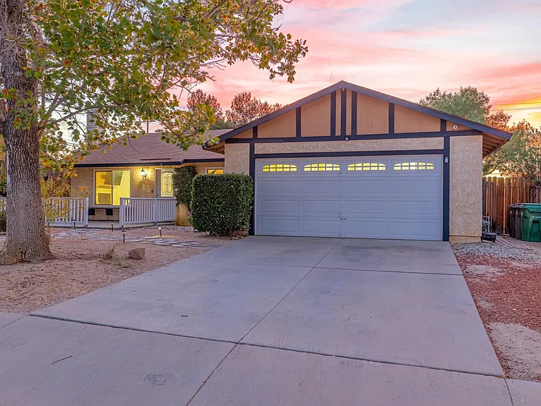 43827 Lively Ave — Photo 3
