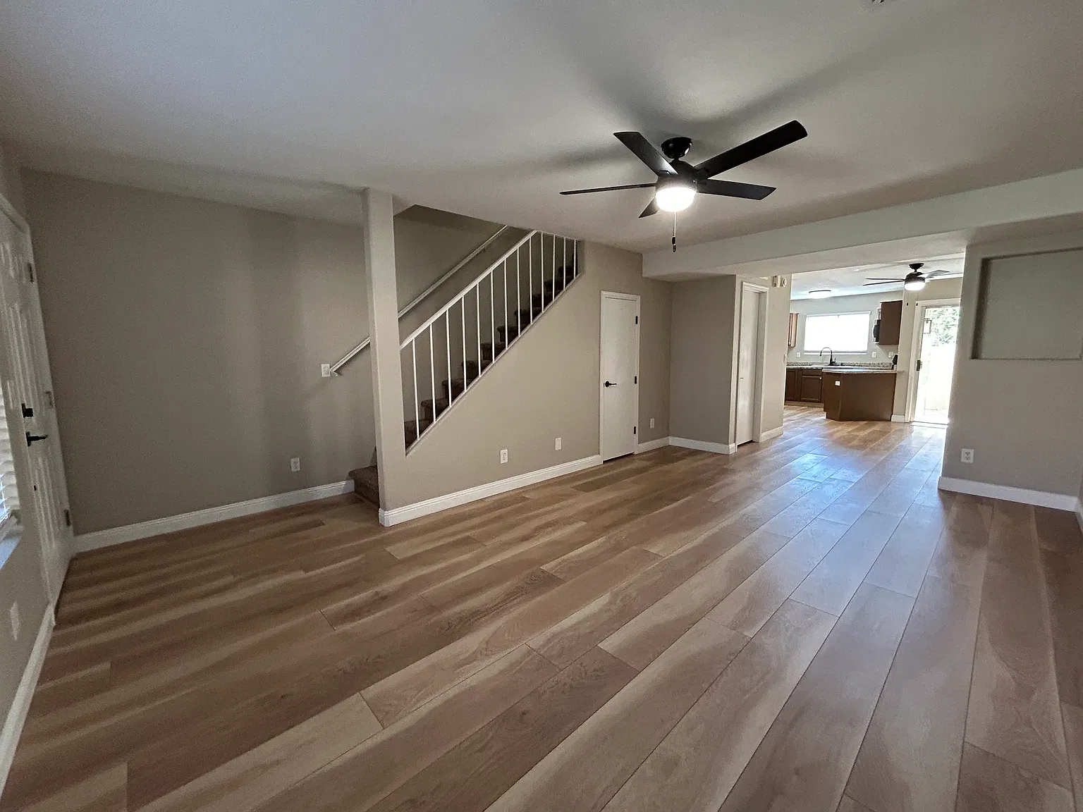 2 bed, 1152 sqft, $1,650 — Photo 4