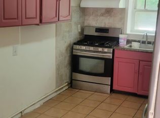 524 Tree St, Philadelphia, PA 19148