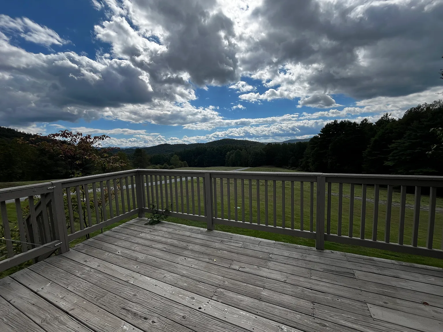 3 bed, $2,500 — Photo 2