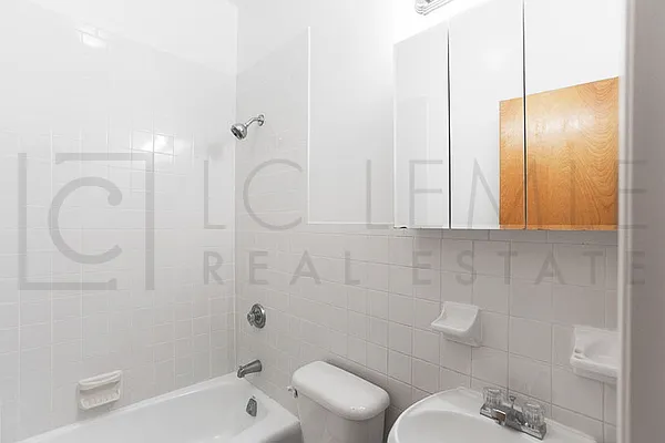 Rented by LC Lemle Real Estate Group | media 30