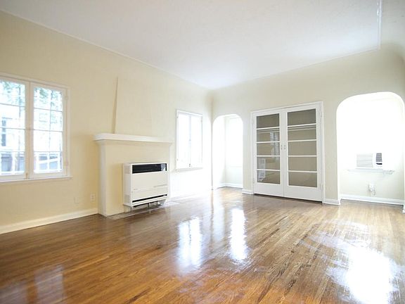 2nd image of 1621 Silver Lake Blvd APT 103