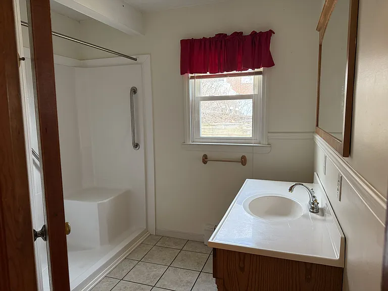 3900 S Main St — Photo 14