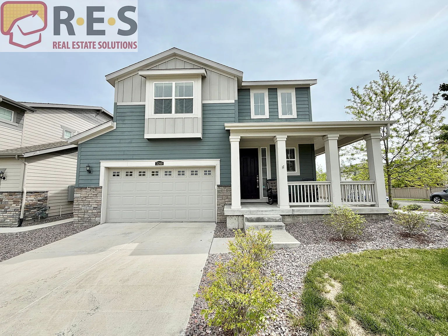 4 bed, 2.5 bath, 3948 sqft, $3,599 — Photo 1