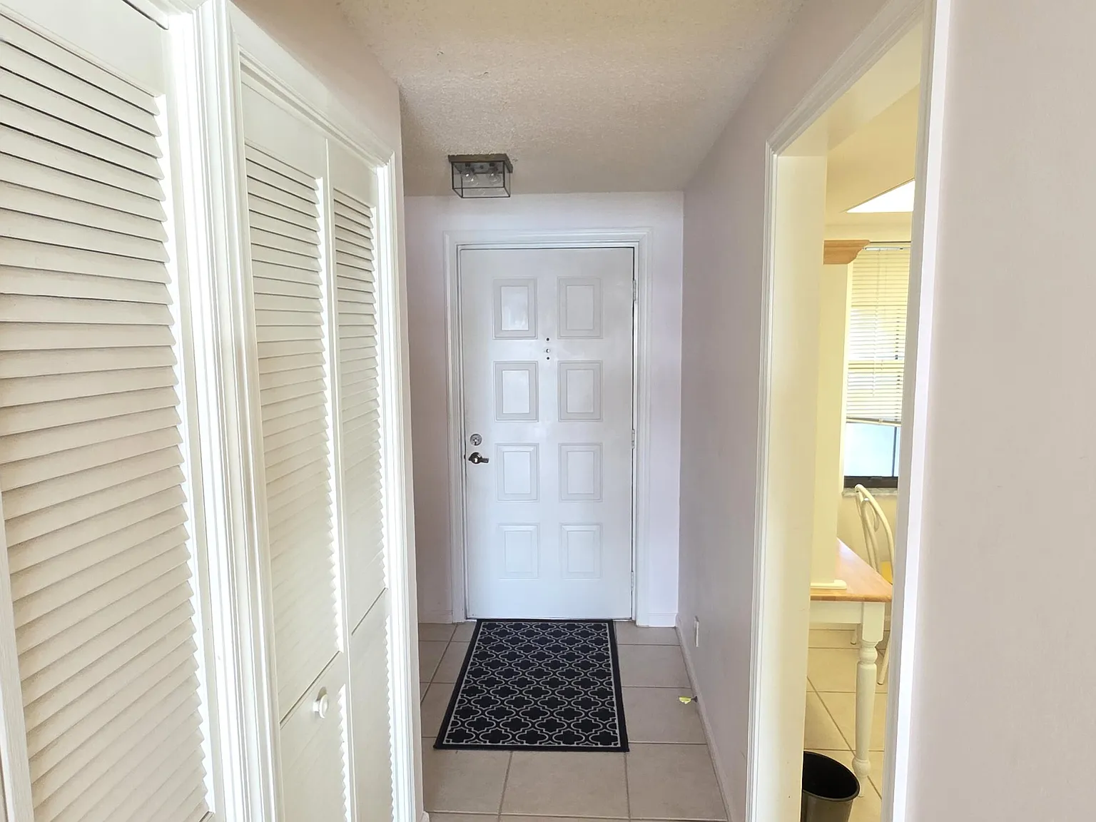 2 bed, 2.0 bath, 1314 sqft, $1,900 — Photo 2