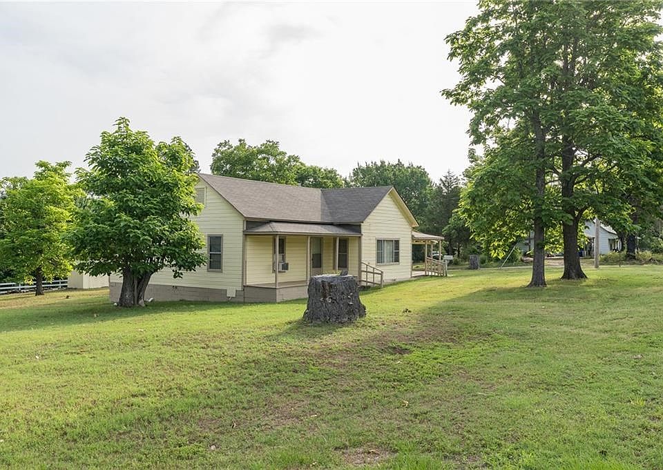 311 Sherwood Ave, Bonanza, AR 72916 Zillow