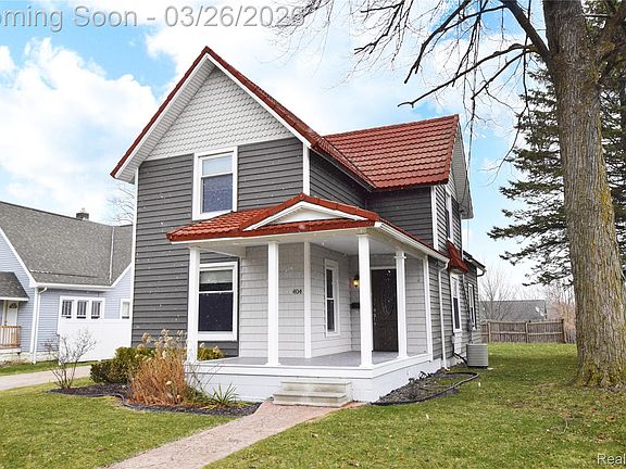 2nd image of 404 N Adelaide St