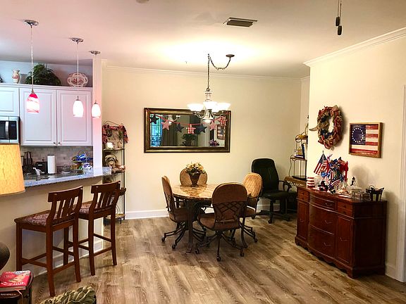 5th image of 210 Presidents Cup Way Unit 102