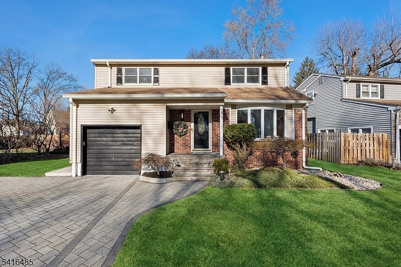 1st image of 28 Elmwood Rd