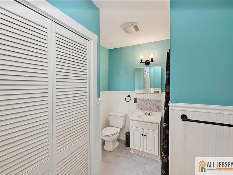 12 Capner St — Photo 23