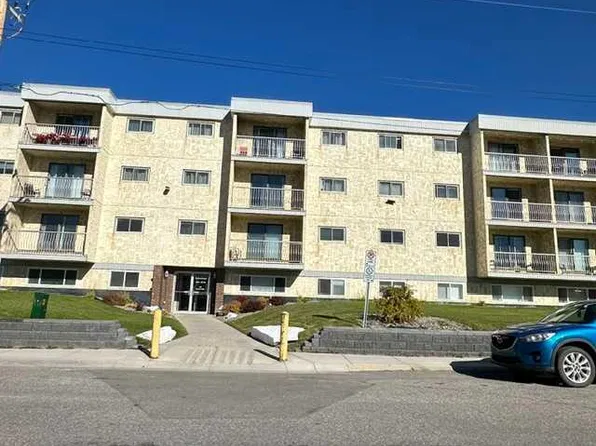 8601 W 22nd Ave #111, Crowsnest Pass, AB T0K 0M0