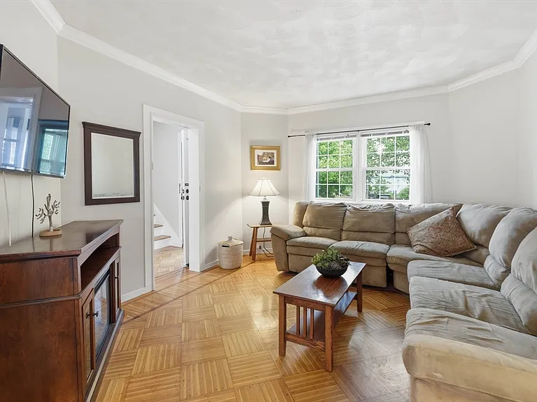 20A Raymond St #1 — Photo 32