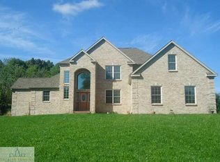 4214 S Cochran Rd, Charlotte, MI 48813