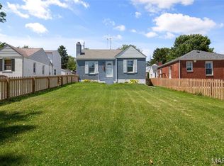 8257 Watson Rd, Saint Louis, MO 63119